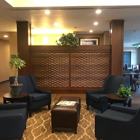 Heartland Inn And Suites Wheatland Buitenkant foto