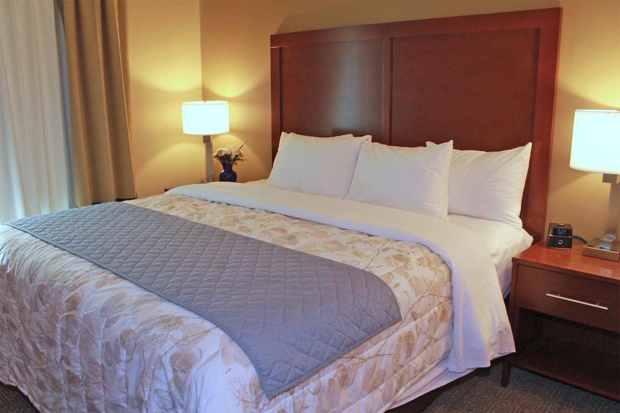 Heartland Inn And Suites Wheatland Buitenkant foto