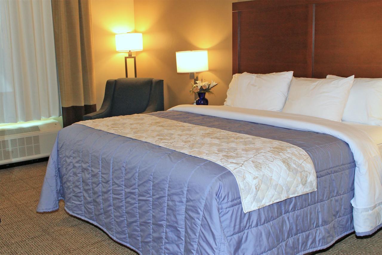 Heartland Inn And Suites Wheatland Buitenkant foto
